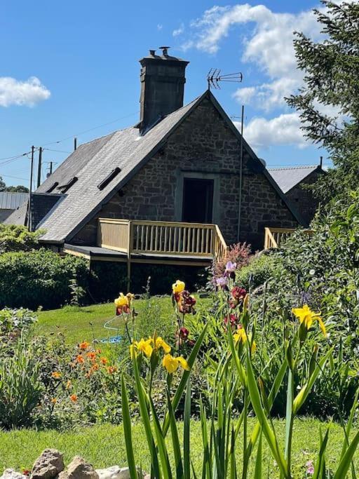 Le Petit Fleur - The Little Flower, Cosy Cottage Saint-Michel-de-Montjoie Kültér fotó